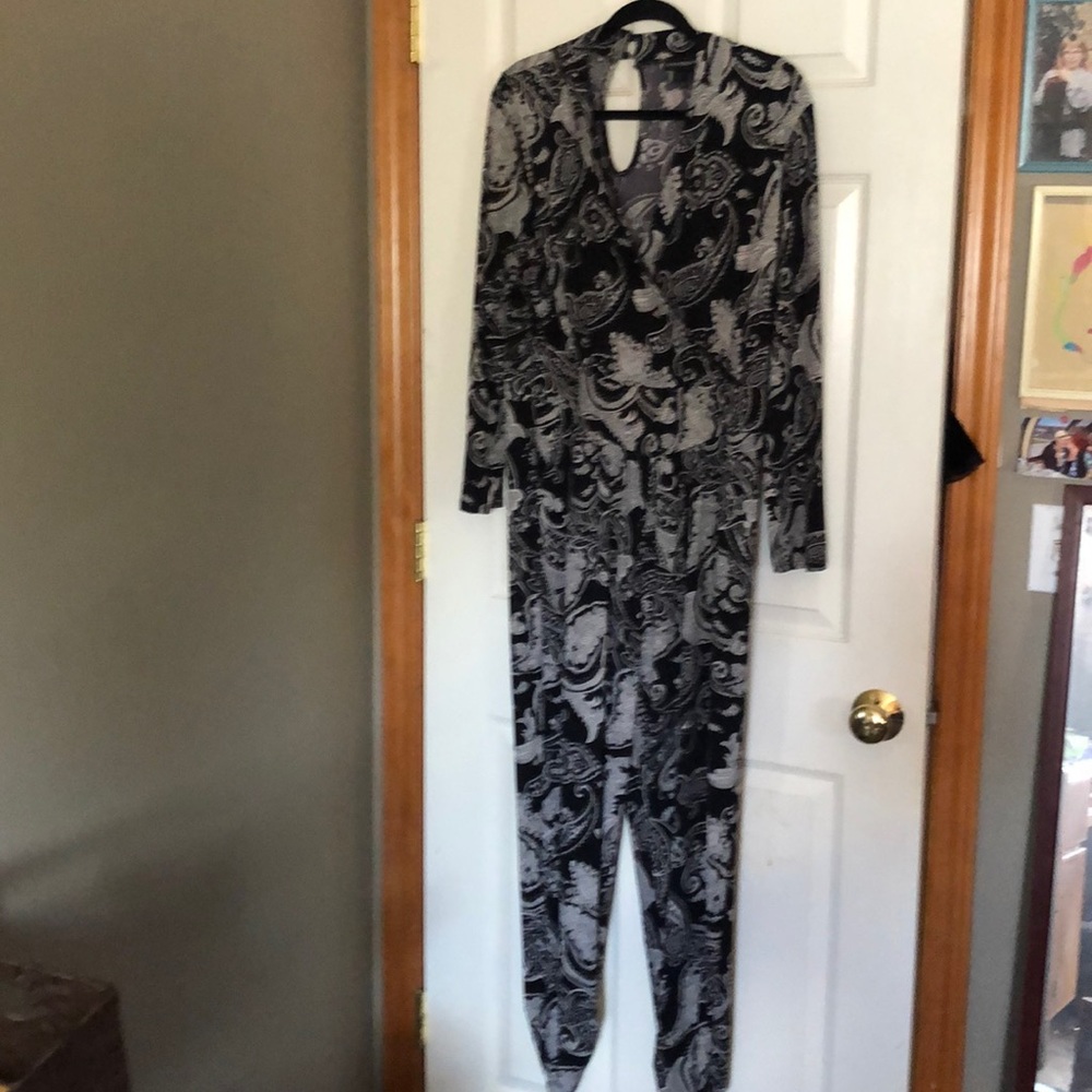 XL Never worn Black and white Jumpsuit